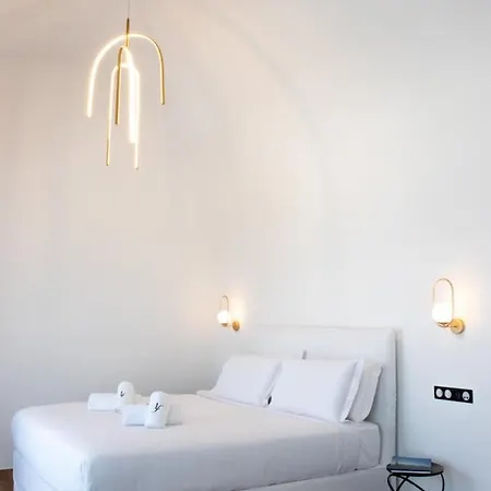 Lf & Hotel *